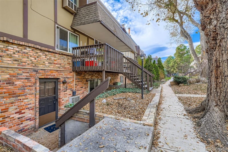 8060 9th Ave #107, Lakewood, CO 80214