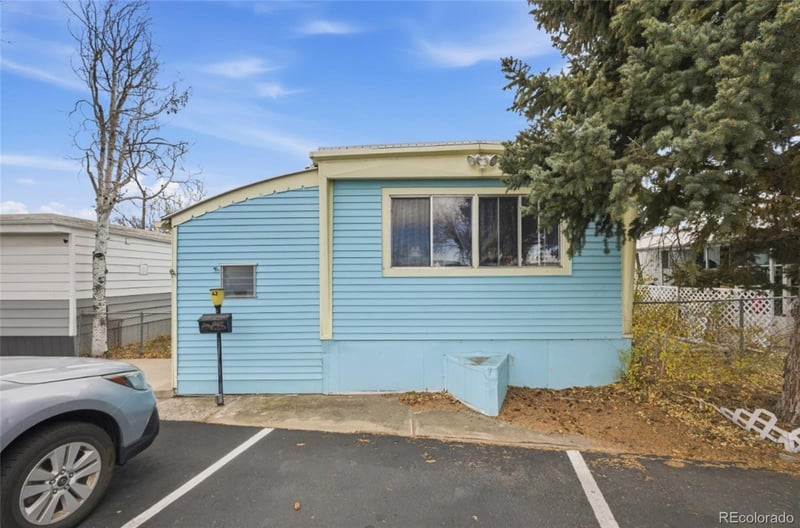 6825 Mississippi Ave, Lakewood, CO 80226