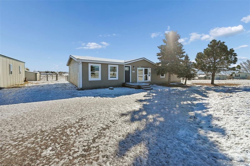 6315 Peerless Farms Rd, Peyton, CO 80831