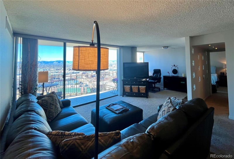 1020 15th St #33A, Denver, CO 80202