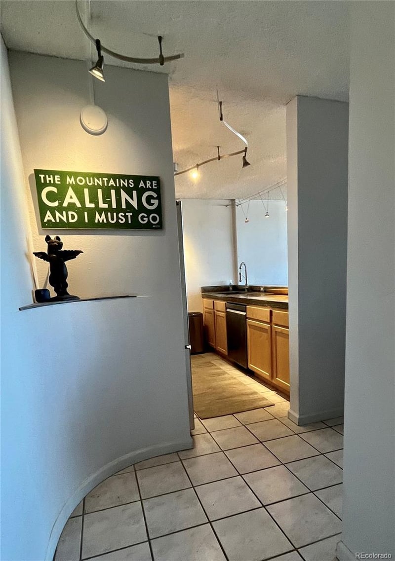 1020 15th St #33A, Denver, CO 80202