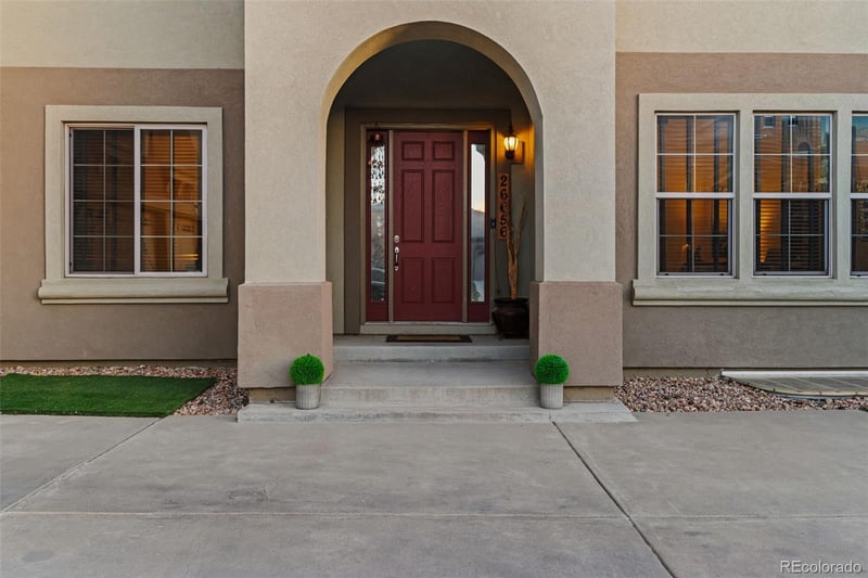 26656 Peakview Dr, Aurora, CO 80016
