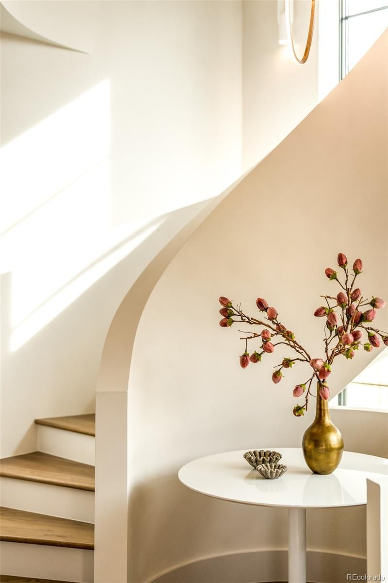 404 Kearney St, Denver, CO 80220