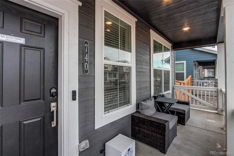 740 Cottonwood Ave, Bennett, CO 80102