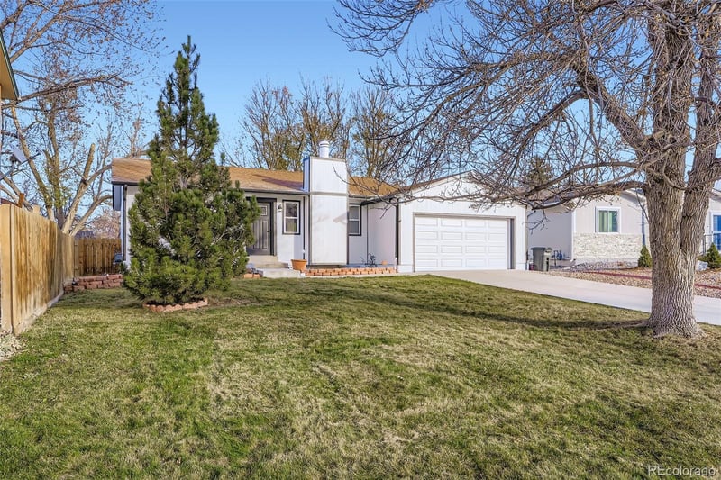 8566 Cody Ct, Arvada, CO 80005