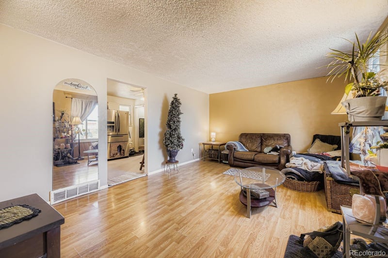 2117 Wadsworth Blvd, Lakewood, CO 80227