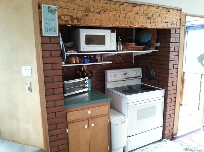 26079 Kingsbury Rd, Kittredge, CO 80457