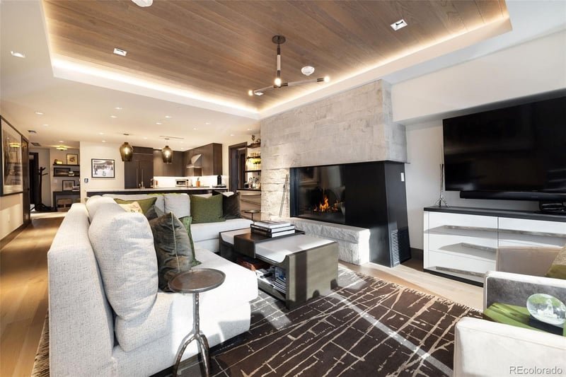 430 S Frontage Rd #RU-205, Vail, CO 81657