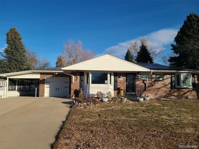 105 Dudley St, Lakewood, CO 80226