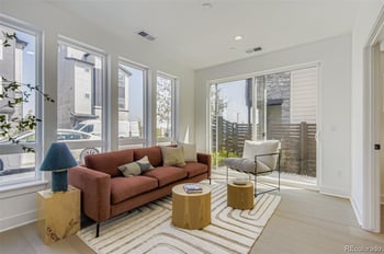 11008 Hinsdale Cir, Englewood, CO 80112