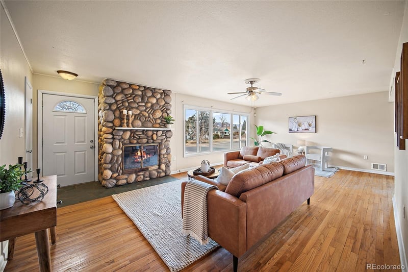 1133 Farragut Ave, Colorado Springs, CO 80909