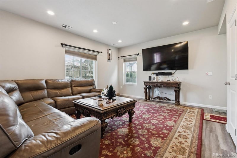 6041 Sandstone Cir, Erie, CO 80516