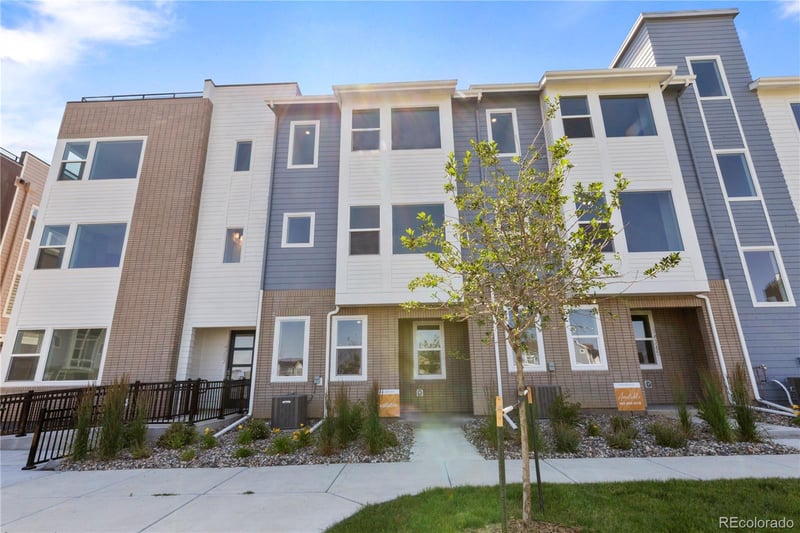 14261 Currant St, Broomfield, CO 80020