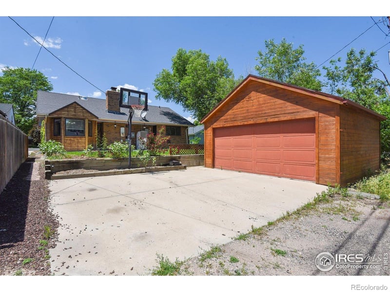 4720 Grant St, Englewood, CO 80113
