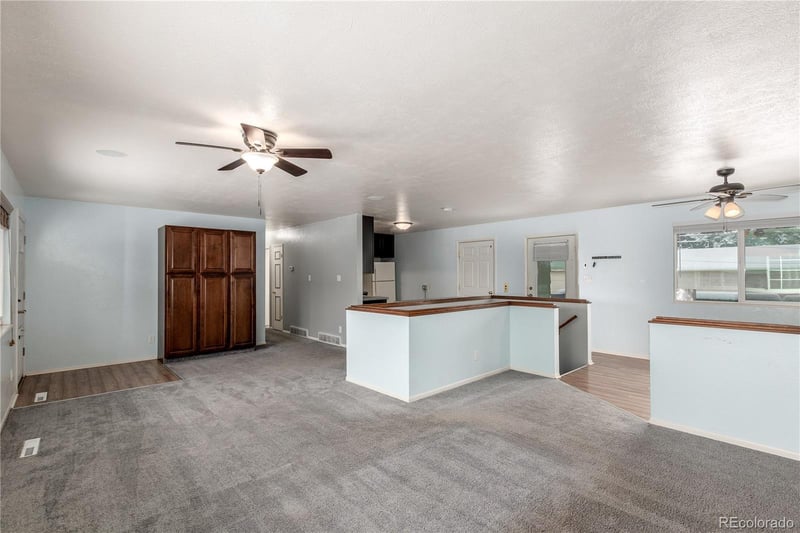 914 Arrawanna St, Colorado Springs, CO 80909