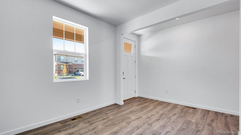 812 Deer Park St, Watkins, CO 80137