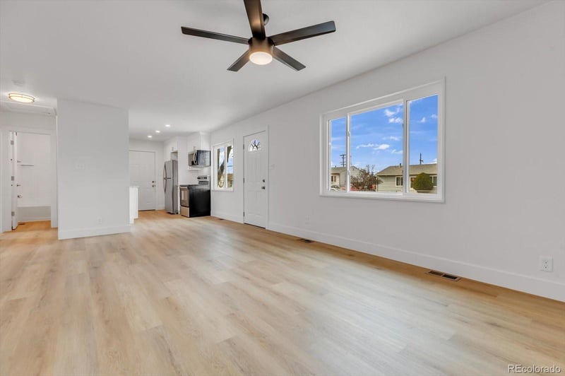 7800 Ladore St, Commerce City, CO 80022