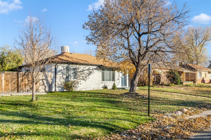 3690 Olive St, Denver, CO 80207