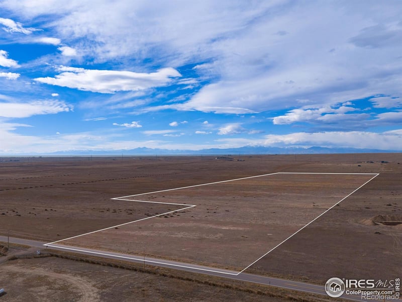 1 Cr 29, Nunn, CO 80648
