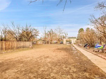 1620 Colorado Blvd #11, Denver, CO 80220