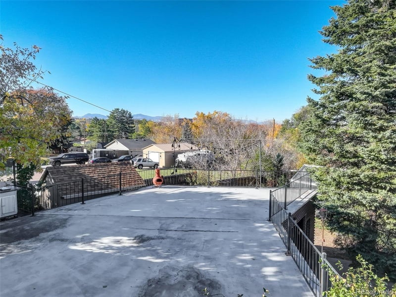 11105 W Center Ave, Lakewood, CO 80226