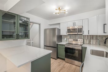 1649 Ivory Cir #E, Aurora, CO 80017