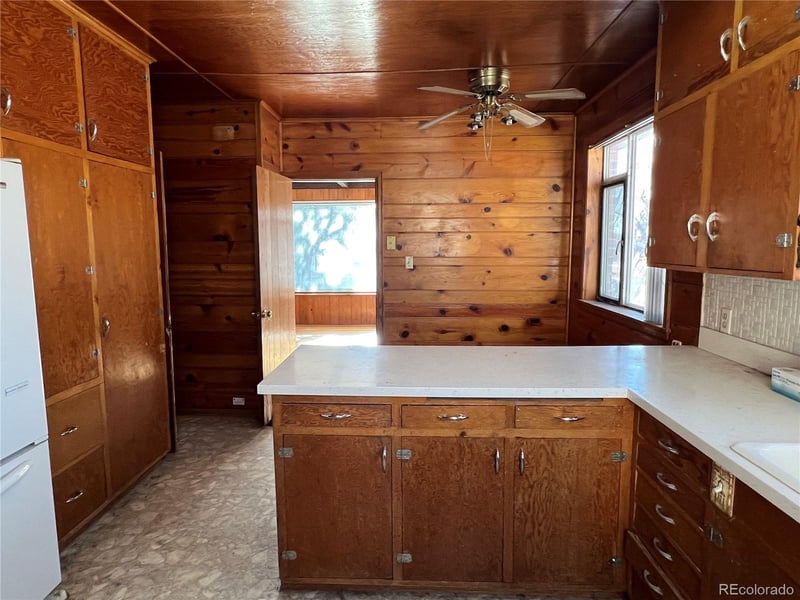 2916 8th Ave, Pueblo, CO 81008