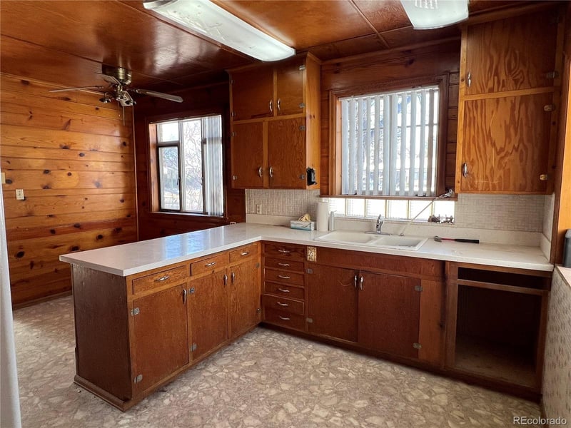 2916 8th Ave, Pueblo, CO 81008