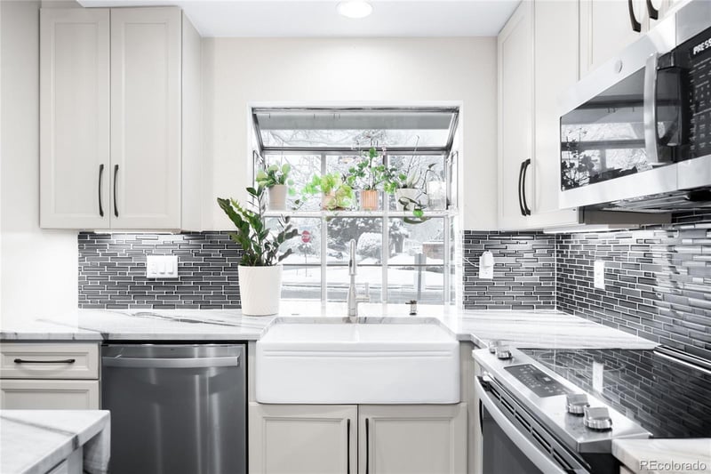 5337 Iliff Dr #105, Lakewood, CO 80227