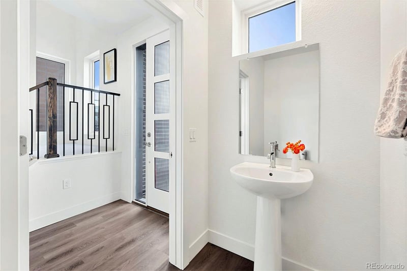 6971 Lowry Blvd, Denver, CO 80230