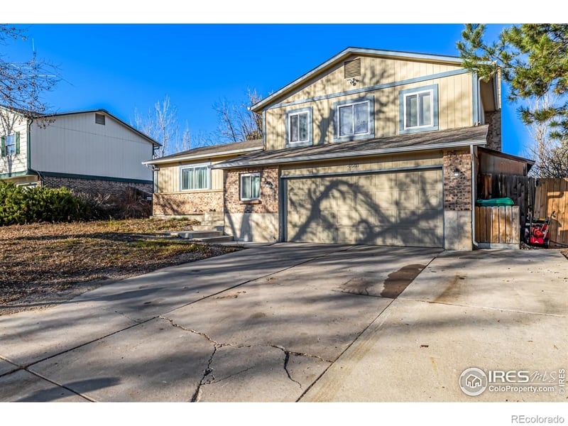 14551 Gunnison Pl, Aurora, CO 80012