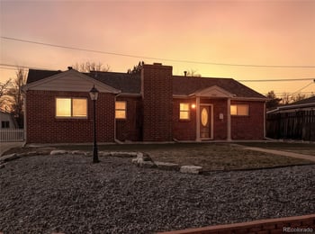 9361 Gail Ct, Thornton, CO 80229