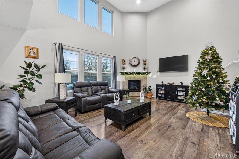 6980 121st Pl, Thornton, CO 80602