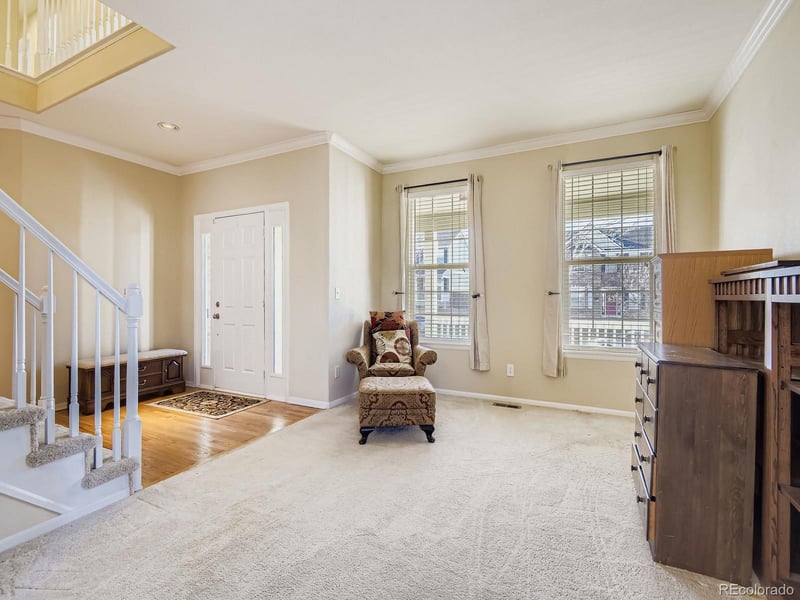 10036 Brisbane Ln, Highlands Ranch, CO 80130