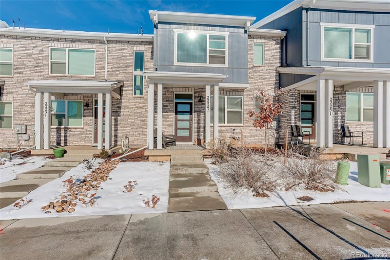 22241 7th Pl, Aurora, CO 80018