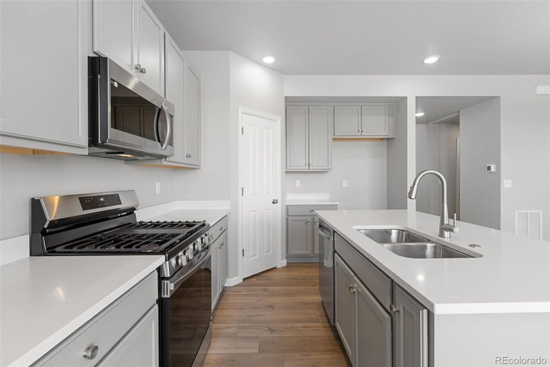 16953 Ballinger Cir, Mead, CO 80542