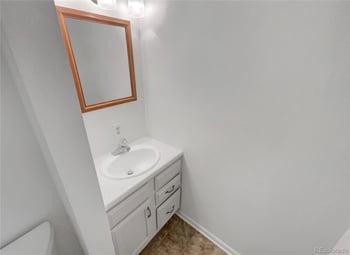 7604 Steele St, Centennial, CO 80122