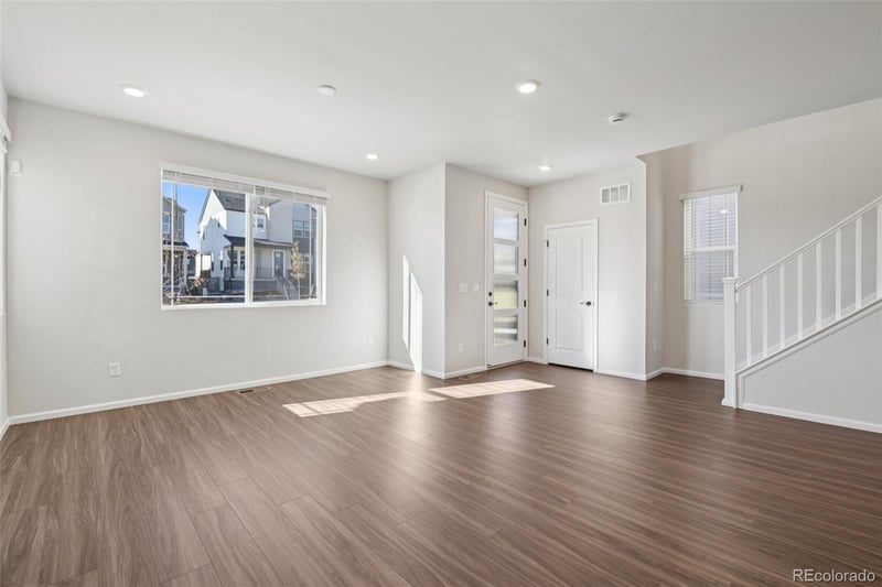 8777 Whiteclover St, Littleton, CO 80125