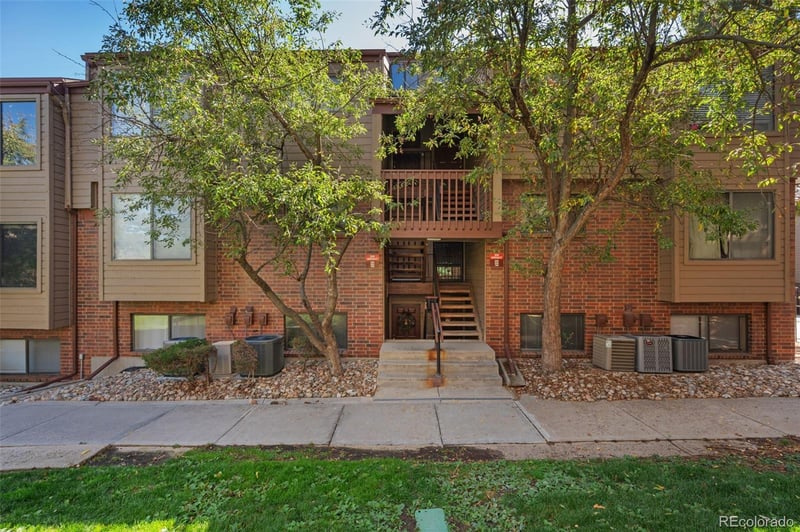 326 Wright St #305, Lakewood, CO 80228