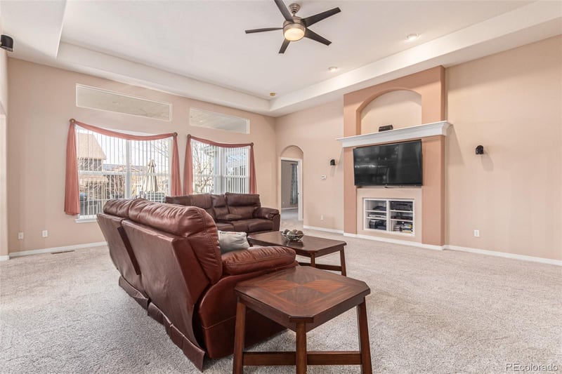 9929 Richfield St, Commerce, CO 80022