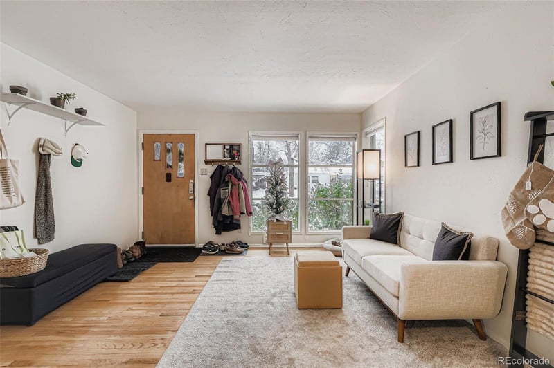4860 E Kansas Dr, Denver, CO 80246