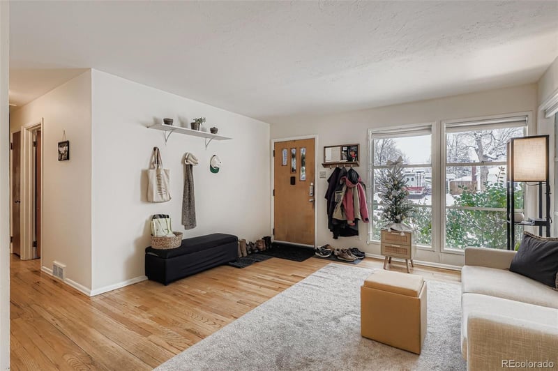 4860 E Kansas Dr, Denver, CO 80246
