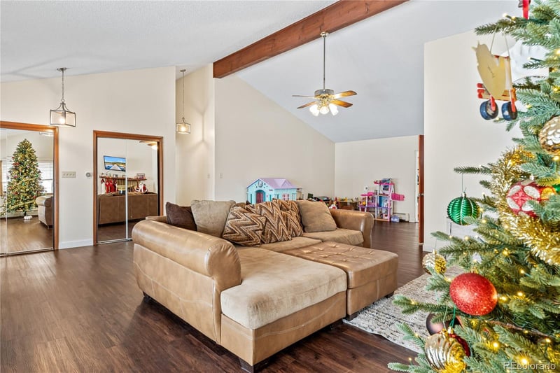 1016 Odessa St, Aurora, CO 80018