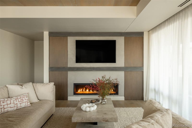 1133 14th St #3220, Denver, CO 80202