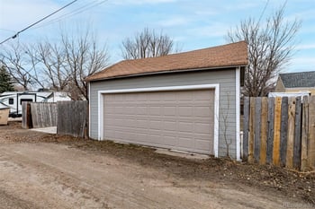 426 Lincoln St, Sterling, CO 80751