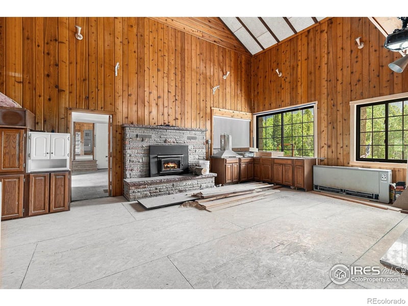 8451 Highway 7 , Allenspark, CO 80510