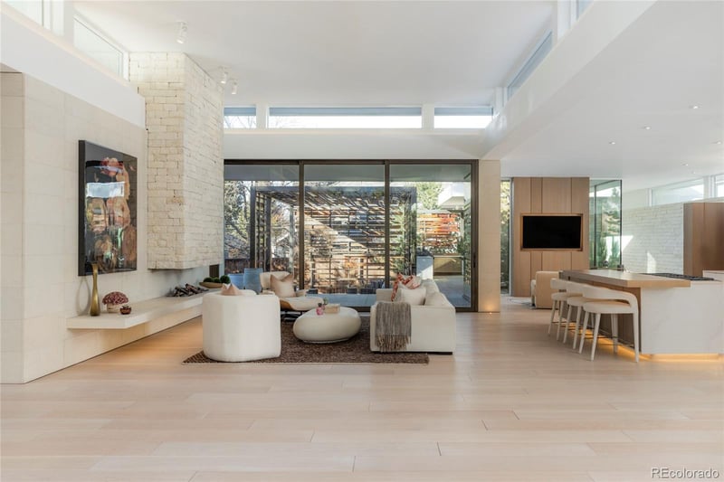 121 Cherry St, Denver, CO 80246