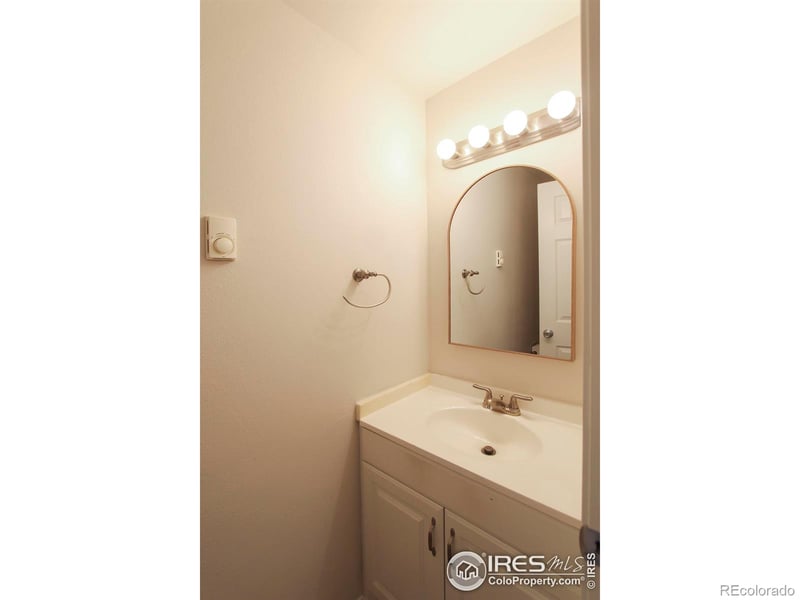 1900 Ross Ct #B, Fort Collins, CO 80526