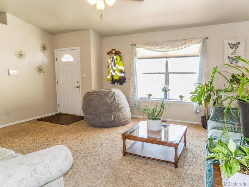 1919 Tioga Ln, Pueblo West, CO 81007