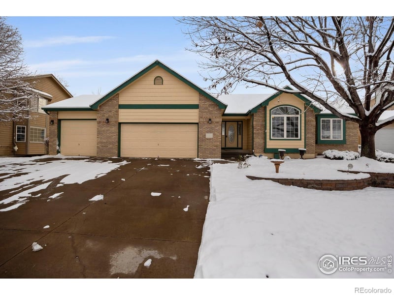 2241 Woody Creek Cir, Loveland, CO 80538